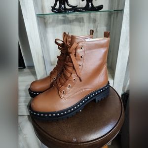 Chase + Chloe los Angeles women combat boots cognac size 7.5 new in box